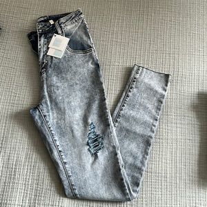 NWT By Egreis Mason Jeans